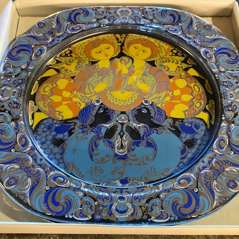 Collectible plate